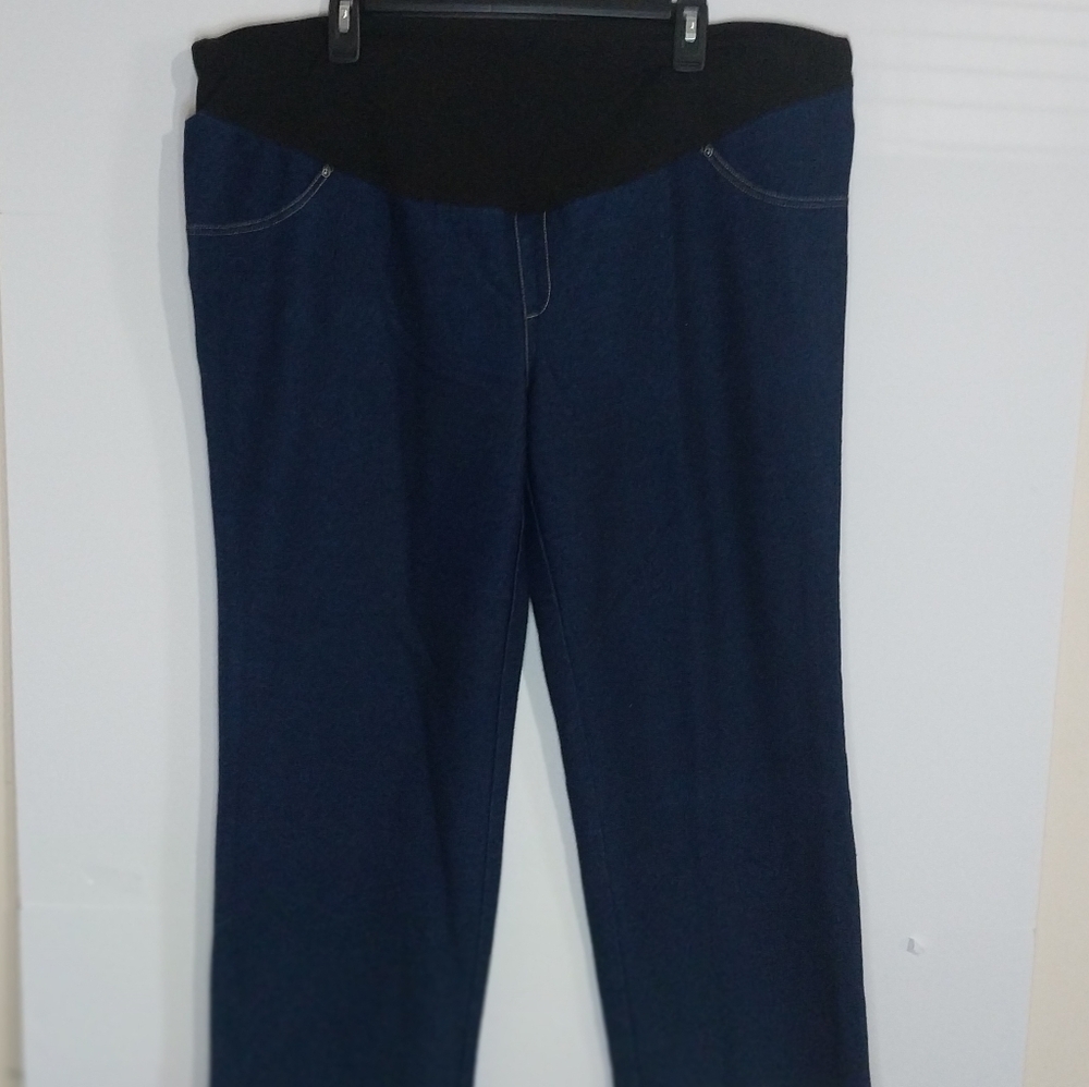 Maternity Time and Tru Denim Jeans Waist Elastic.